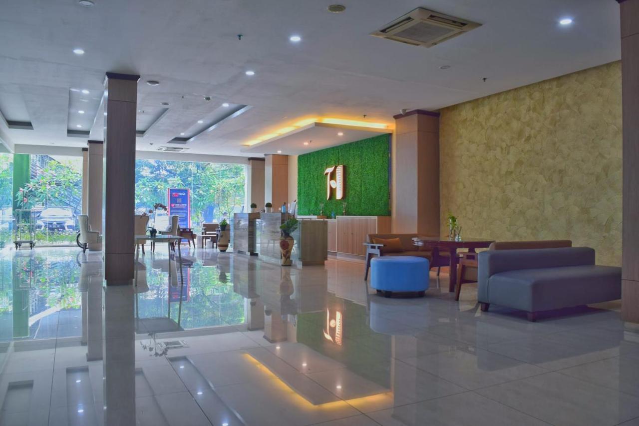 Terraz Tree Hotel Dżakarta Zewnętrze zdjęcie