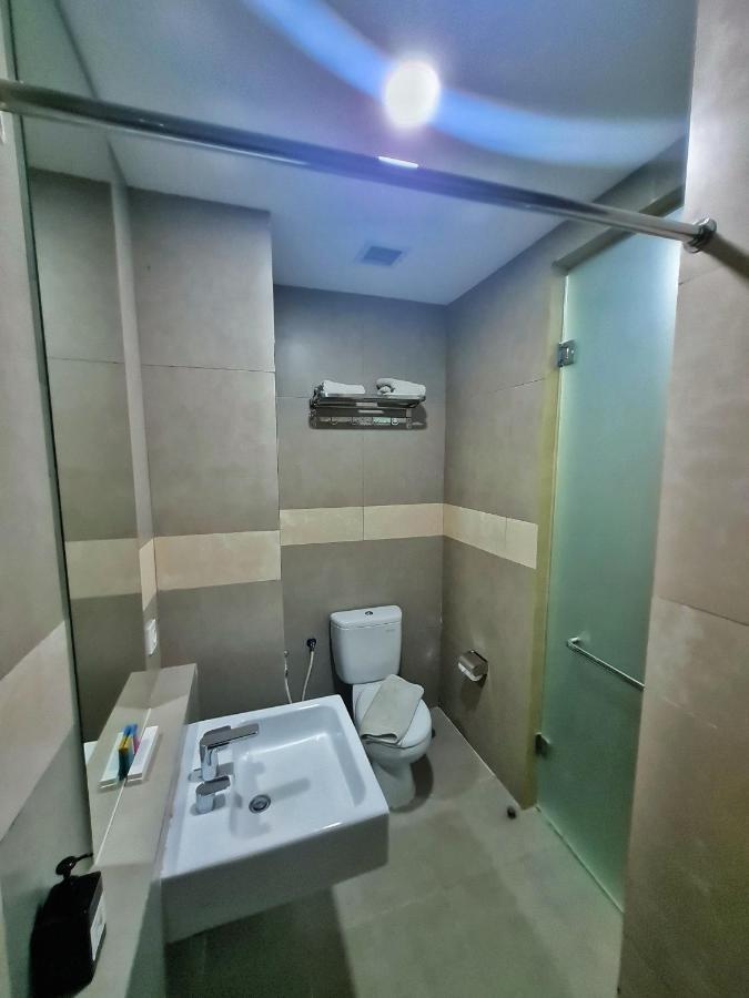 Terraz Tree Hotel Dżakarta Zewnętrze zdjęcie