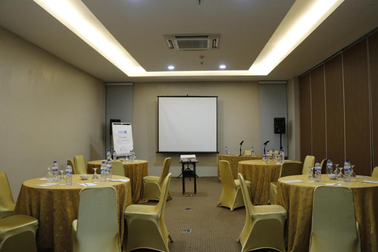 Terraz Tree Hotel Dżakarta Zewnętrze zdjęcie