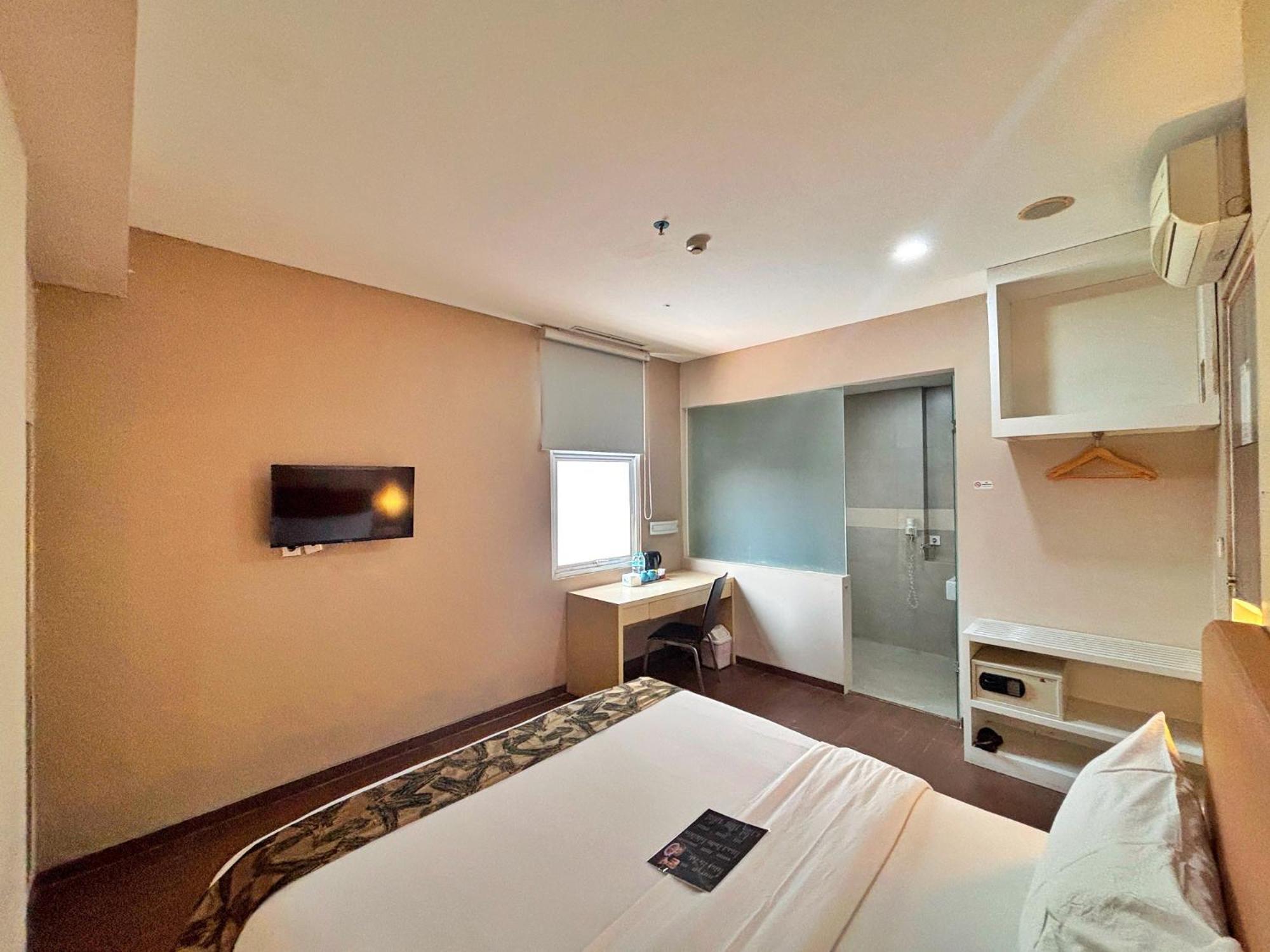 Terraz Tree Hotel Dżakarta Zewnętrze zdjęcie