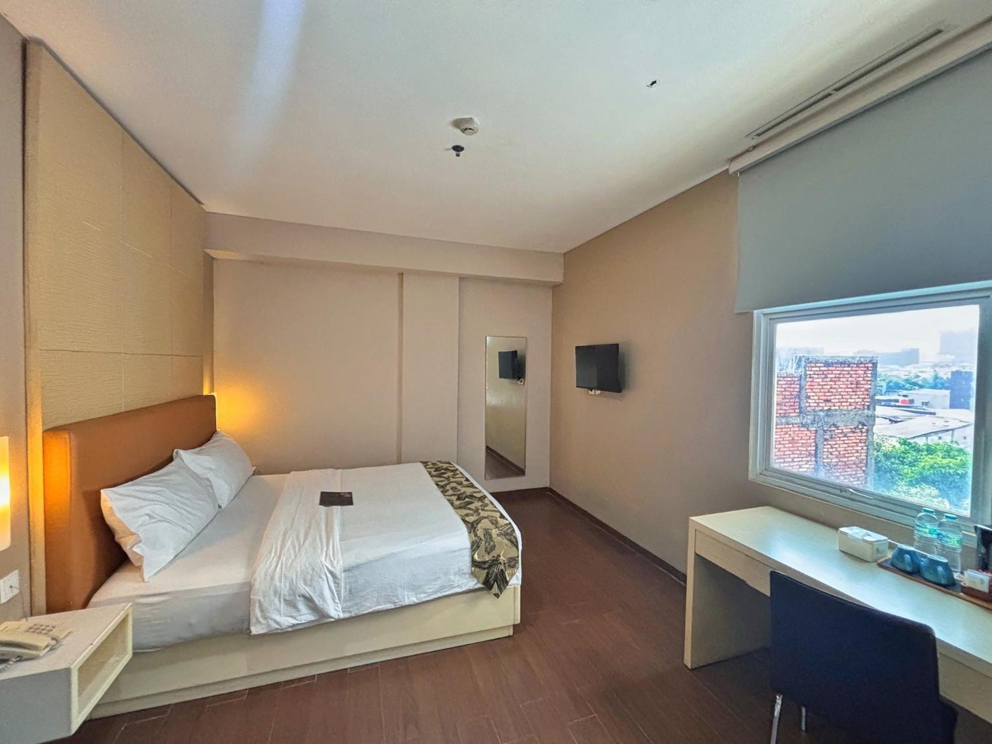Terraz Tree Hotel Dżakarta Zewnętrze zdjęcie
